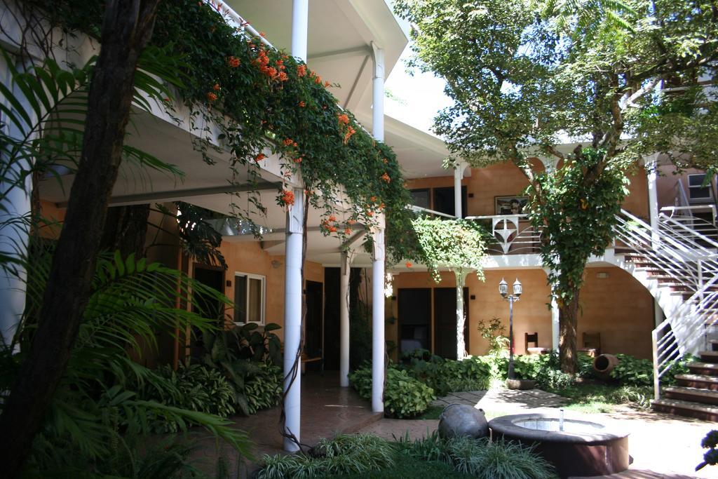 Hotel Ciudad Vieja Guatemalaváros Kültér fotó