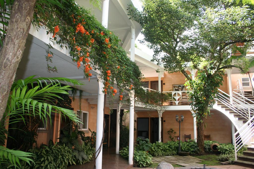 Hotel Ciudad Vieja Guatemalaváros Kültér fotó