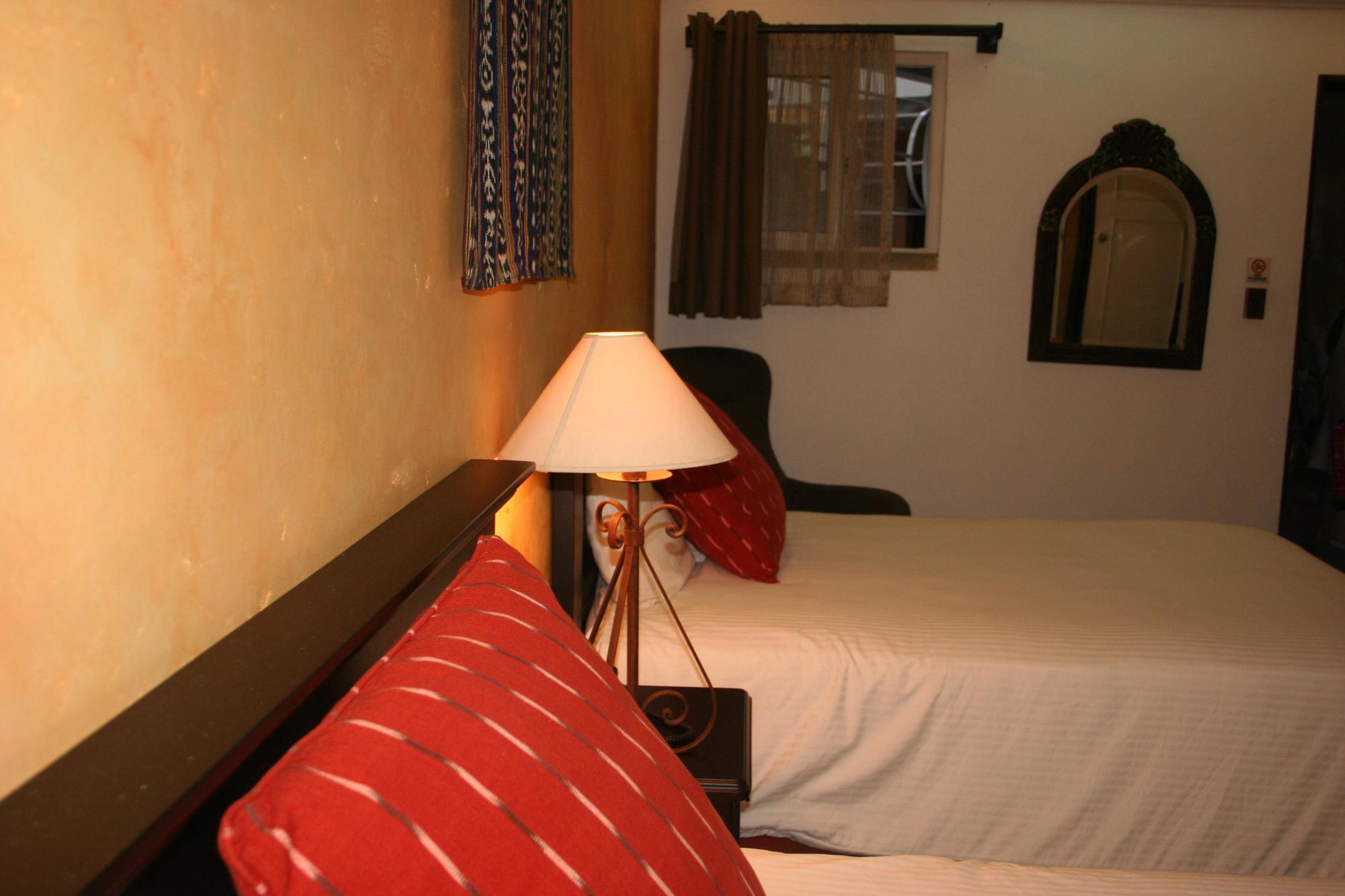 Hotel Ciudad Vieja Guatemalaváros Kültér fotó