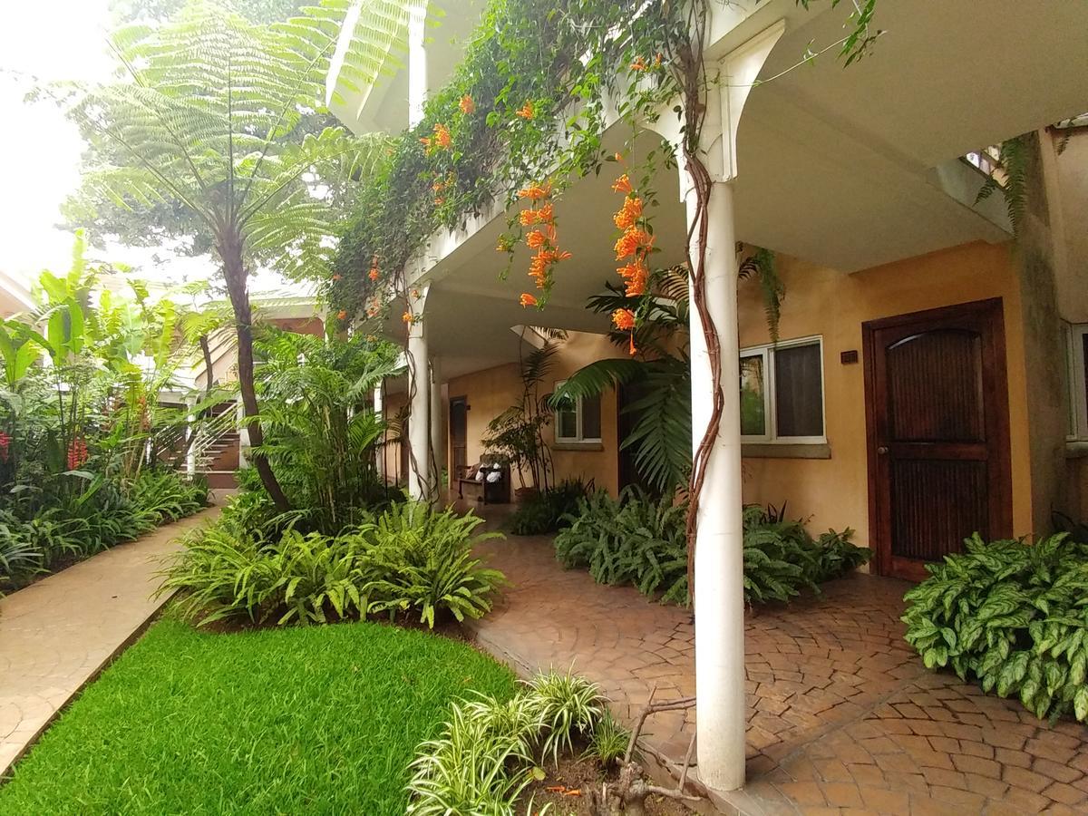 Hotel Ciudad Vieja Guatemalaváros Kültér fotó