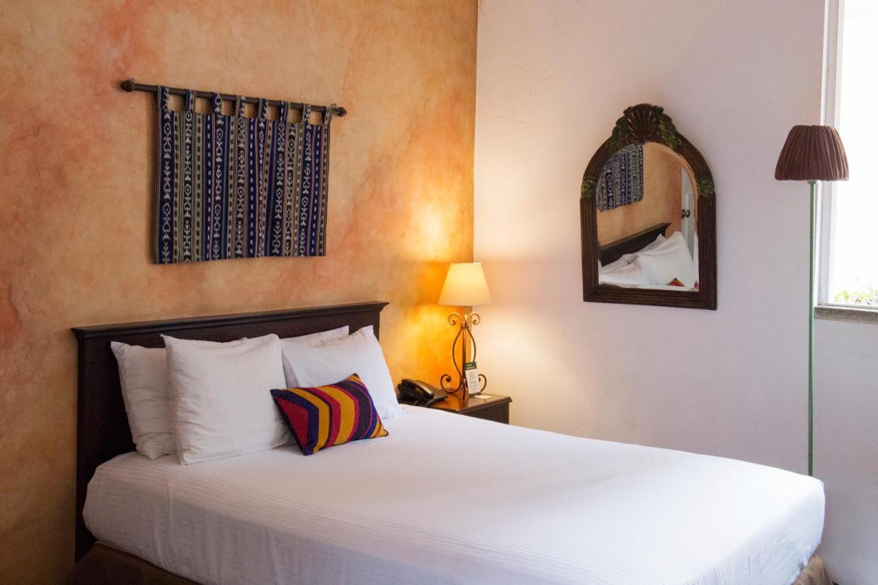 Hotel Ciudad Vieja Guatemalaváros Kültér fotó